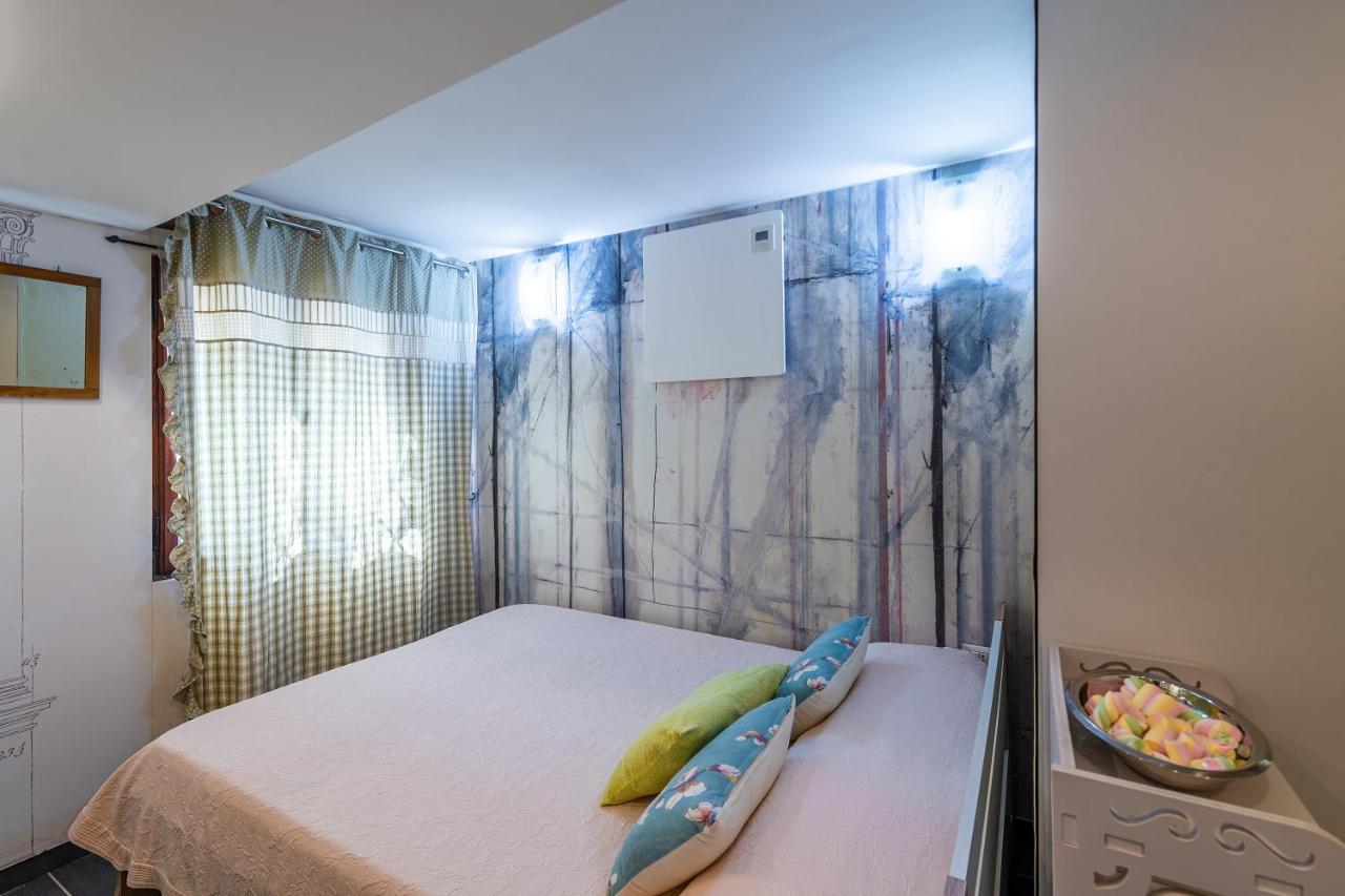Ln Luxe Apartment Venice Canal View Екстер'єр фото